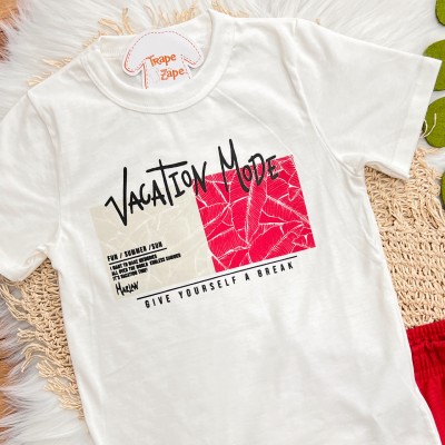 Conj. Camiseta Vocation Mode e Bermuda - Off White e Vermelho